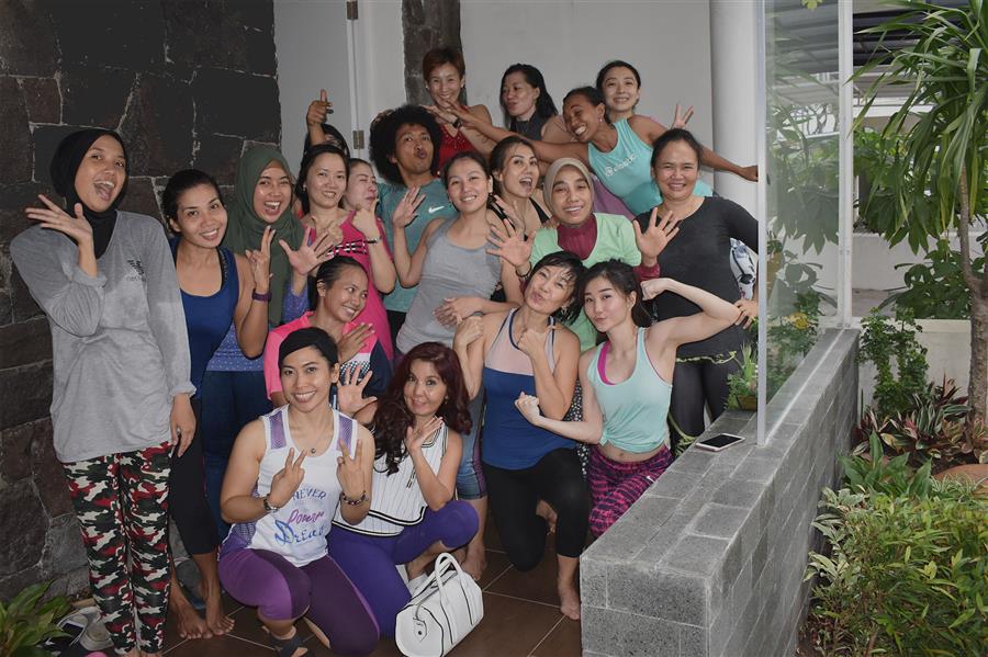 studio energik powr yoga surabaya, tampak depan